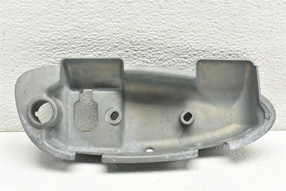 Soporte de manija de puerta derecha Porsche Cayman 2006-2012 99753706400 06-12 Foto 1 de 4