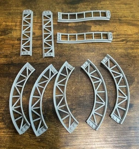 Menge 9 Lego Hellgrau Grau Achterbahn Zug Schienen 25061 26022 34738 - Bild 1 von 5