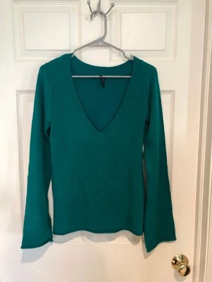 SUÉTER tejido cuello en V verde azulado mezcla acrílica talla L TOP by TAKE OUT LS Foto 1 de 3