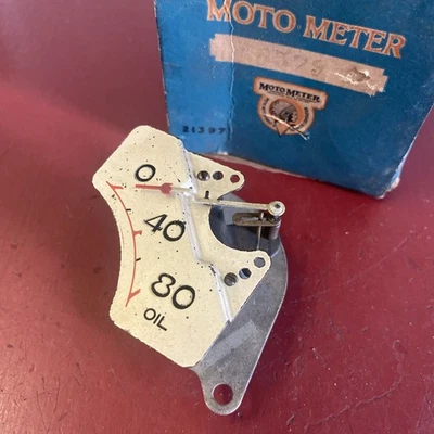 PIEZA MANÓMETRO DE PRESIÓN DE ACEITE PARA CHRYSLER 1938 NUEVO EN STOCK Foto 1 de 4