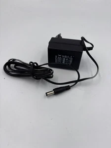 ALIMENTATORE UNIVERSALE 6V – PICCOLO MA POTENTE! ⚡🔋 - Foto 1 di 3