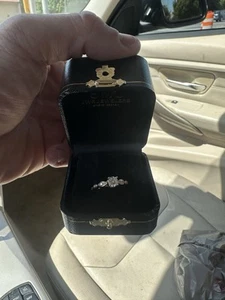 14K Gold 0.5K Center Diamond Engagement Ring - Picture 1 of 4