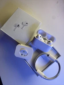 Apple Earphones Pro 2nd Generation with MagSafe Wireless Charging Case (USB-C) - Zdjęcie 1 z 4