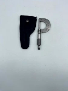 Micrometro esterno vintage marrone e affilato n.8 0-1" macchinista utensili con coperchio - Foto 1 di 5