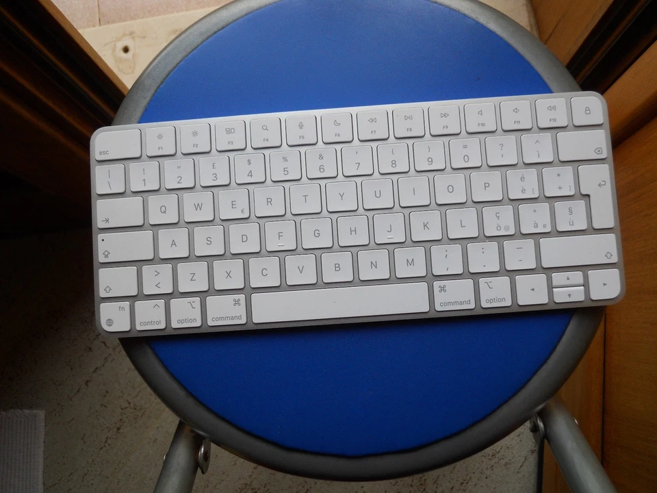 Apple Magic Keyboard con Touch ID (QWERTY Italiano. - Immagine 1 di 4