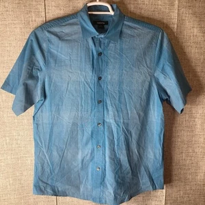 Claiborne Short Sleeve Men’s Blue Button Up Shirt (Medium) 100% Cotton - Picture 1 of 8