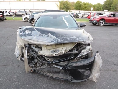 Guantera Toyota Camry 2018-2021 BlackEA20 OEM 5530306410C0 Foto 1 de 4