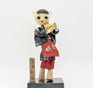Vintage Japanese Wooden KOKESHI Doll Traditional Woman Girl Mini Carved Art - Picture 1 of 12