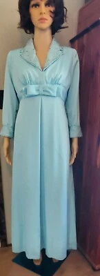 Vestido de noche vintage de cintura alta Sylvia Ann años 70 con cuello y mangas con cuentas Foto 1 de 4