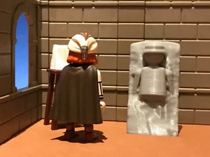 PLAYMOBIL PARTS CUSTOM SCULPTURE MUSEUM MEDIEVAL SCULPTURE FIGURE NOT INCLUDED - Picture 1 of 2