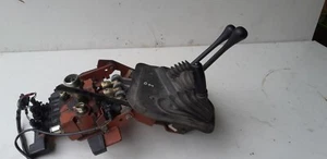 011) Hydrauliksteuerblock LINDE Frontstapler E25 Baureihe 335/336 - Bild 1 von 5