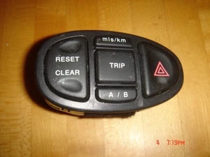 OEM Trip Computer/Hazard Switch 147-AC for Jaguar S-Type - Picture 1 of 2