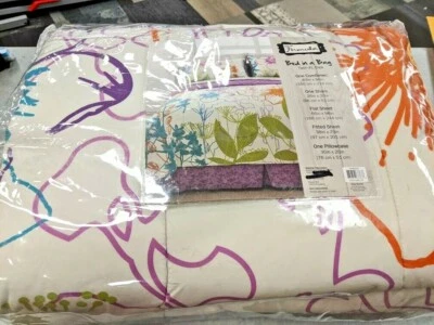 TWIN XL Formula Multi-Floral Reversible Bed in a Bag Bedding Set, 5 Pieces - Image 1 of 3