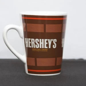 Hershey’s Special Dunkle Schokolade Kaffeebecher - Braun Rote Streifen von Galerie 14 Unzen - Bild 1 von 4