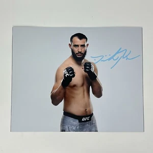Dominick Reyes signed 8x10 Autogramm - Bild 1 von 1