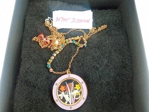 Betsey Johnson Gold Tone Time To Bloom Floating Charm Pendant Necklace, New - Picture 1 of 12