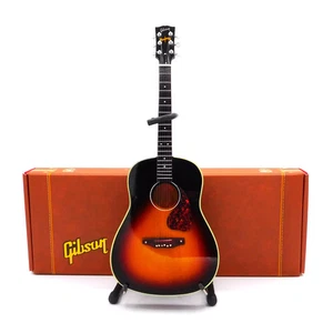 Réplica de guitarra acústica miniatura Axe Heaven Gibson J-45 - Imagen 1 de 4