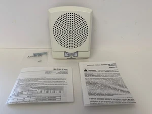 SIEMENS S54329-F43-A1 SLSPSWW-F SL SERIES SPEAKER-STROBE WALL MOUNT WHITE FIRE - Picture 1 of 5