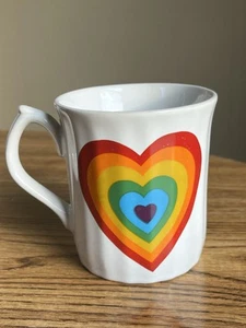 Vintage 80er Jahre Herz Regenbogen weiß Keramik Kaffee Tee Becher Japan - Bild 1 von 13