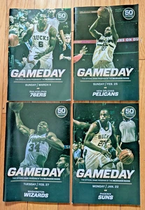 2017 / 2018 Lot of 4 Milwaukee Bucks Program - w Giannis Antetokounmpo - Picture 1 of 2