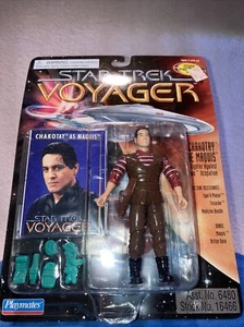 Star Trek Voyager Chakotay the Maquis by Play mates 1996 - Picture 1 of 6