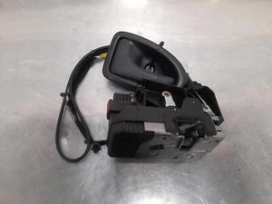 RENAULT TRAFIC LEFT FRONT DOOR LOCK MECHANISM X83 04/2004-12/2014 757735 - Picture 1 of 12