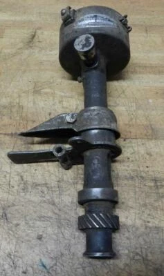 Oakland Modelo 101 V8 1930 usado distribuidor de doble punto 660A Foto 1 de 4