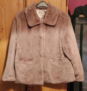 tu pink fur jacket