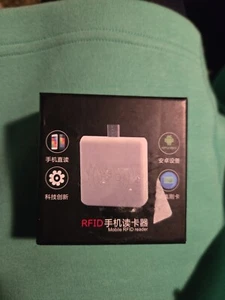 Mobiler RFID Lesehandyaufsatz. - Bild 1 von 2