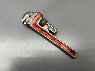 (Q) VINTAGE RIDGID RIDGE TOOL CO. 6" ADJUSTABLE PIPE WRENCH ELYRIA OH USA - VGC - Image 1 of 4