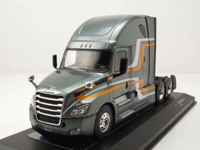 Freightliner Cascadia Trattore 2018 Grigio Modellino 1:43 Ixo Models - Immagine 1 di 4