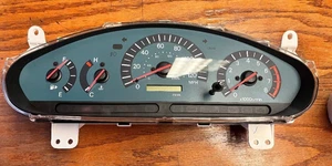 1999 2000 2001 2002 2003 Mitsubishi Galant Speedometer Instrument Cluster - Bild 1 von 3