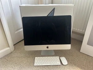Apple iMac 21.5-inch 2017 All-in-One Desktop Computer - Picture 1 of 4