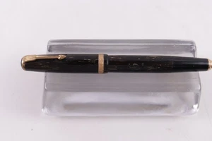 Pluma Estilográfica Parker Golden Shadow Wave Vac Fill - Imagen 1 de 11