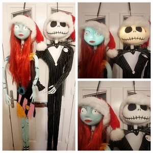 Jack Skellington Sally Babbo Natale Appeso Illumina Suoni Figura Incubo Natale - Foto 1 di 23