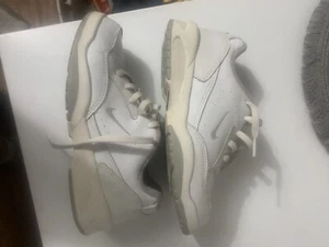 Nike Women's 6.5 Golf Shoes SP-5 III Classic White Leather Great Condition - Picture 1 of 4