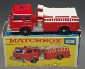 MATCHBOX LESNEY FEUERWEHRPUMPE LKW #29 MIT BOX VINTAGE HERGESTELLT ENGLAND SEHR GUTER ZUSTAND - Bild 1 von 7