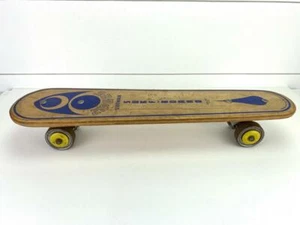 Vintage Zipees Wood Skateboard Sidewalk Surfboard Metal Wheels XLNT Yellow Caps - Picture 1 of 11