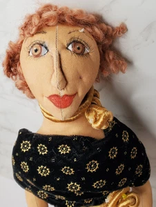 Vintage Handmade Doll Artisan Cloth 17" Wired Fingers Wool Hair Painted Sculpted - Bild 1 von 13