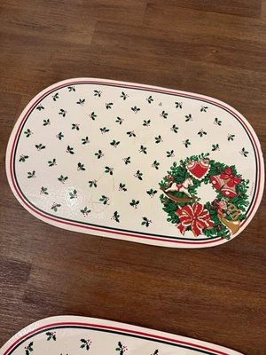 Vintage Franco Vinyl Placements Christmas Wreath Set Of 4~ 18 X 12 Oval  - Image 1 of 4