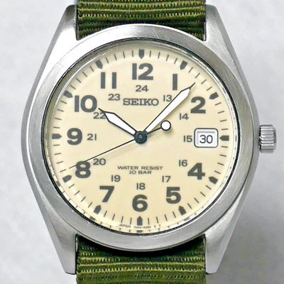 SEIKO SPIRIT Military Field Watch 7N42 2012 White Full Luminous Date indicator - Image 1 of 4