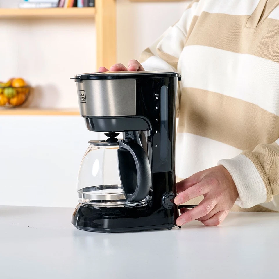 8432406200081 Black + Decker BXCO600E overflow coffee maker Black + Decker - Image 1 of 4