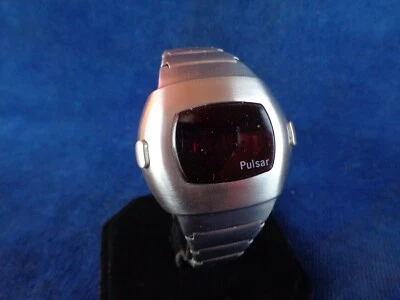 Pulsar P3 3100 LED Fecha/Comando Inoxidable con cajas y papeles originales Foto 1 de 4
