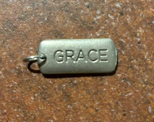 Authentic Origami Owl TAG “Grace" Silver Tags New - Picture 1 of 1