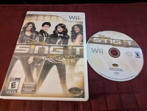 Disney Sing It: Party Hits (Nintendo Wii, 2010) A - Bild 1 von 2