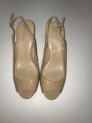 Tacón de madera Cole Haan charol tostado peep toe 2", talla 8   Foto 1 de 4