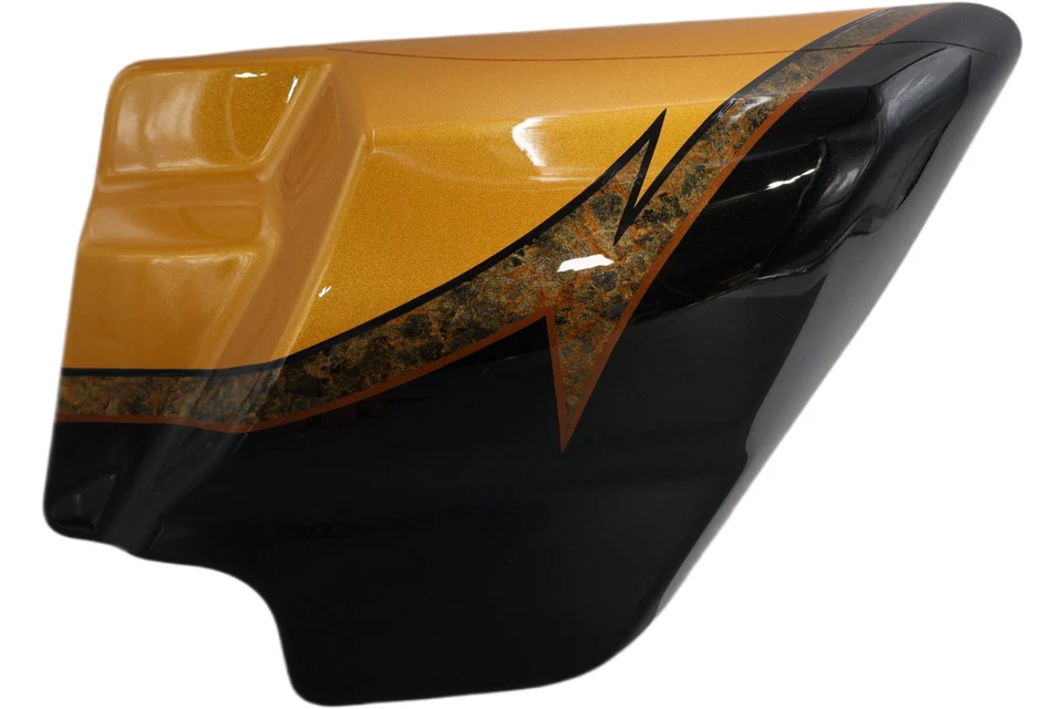 57200094DXT NEW OEM 2015 HARLEY-DAVIDSON FLHTKSE ULTRA LIMITED RIGHT SIDE COVER - Image 1 of 4