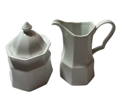 Savoir Vivre Maison Blanche Y0008 Cream and Sugar Set - Image 1 of 4