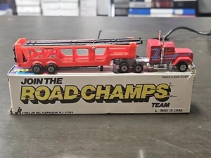 Road Champs 1/64th Scale No. 60 1982 Mack Super Liner Cab & Trailer New w/Box - Picture 1 of 9