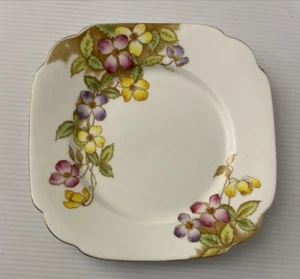 VTGRoyal Albert Bone China England Clematis Tea Plate Scalloped Gold Trim Floral - Bild 1 von 6